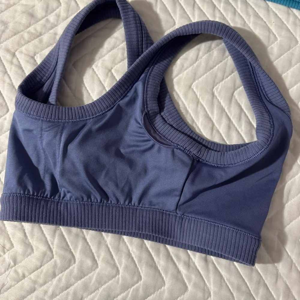 ALO Yoga excellent size